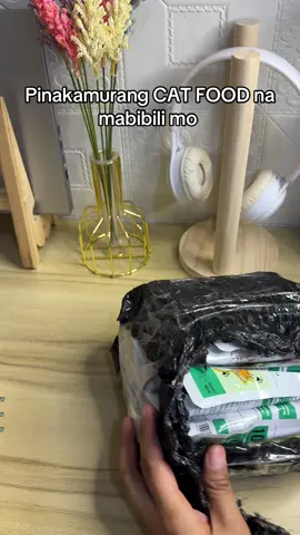 Sulit na talaga kasi less than 20 pesos lang ang 85 grams nito #catfood #cat #catsoftiktok #catslovers #fyp #foryou 