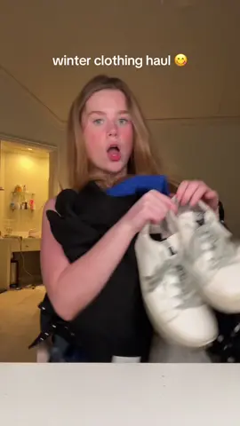 winter clothing haul 😚 #haul #clothes #fashion #outfit #goldengoose #alo @Beyond Yoga @Free People @Golden Goose @Veja @Alo Yoga @CHARLESKEITHOFFICIAL 