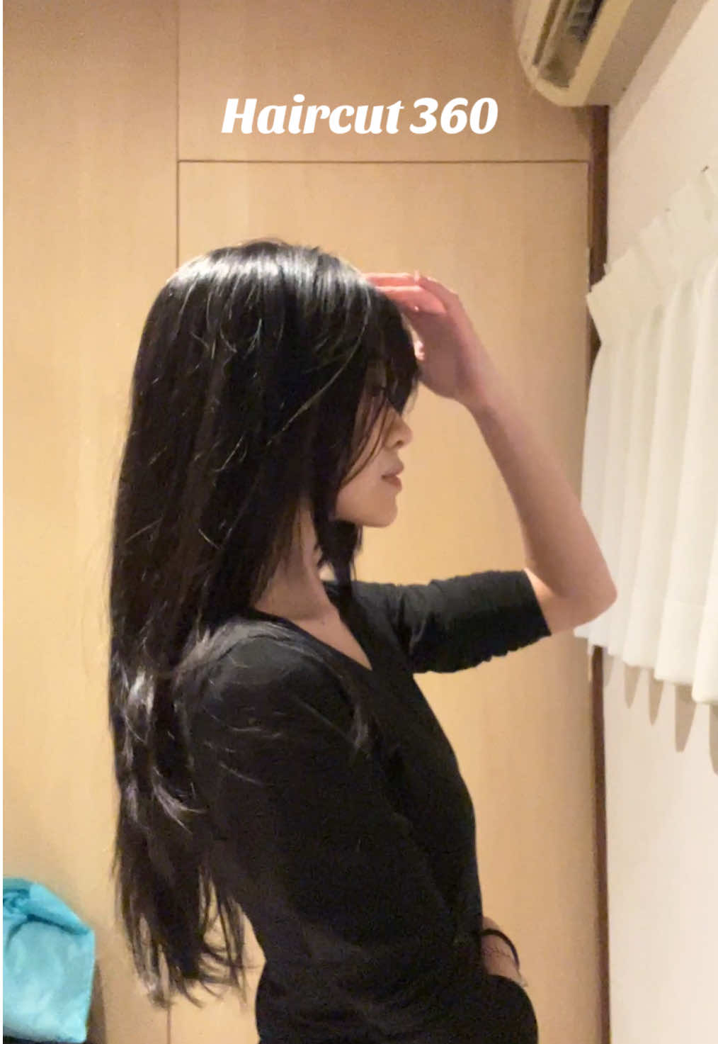 I asked for lots of weightless textured layers, wispy long fringe, and face framing layers 🖤 @ASSORT INTL HAIR SALON  #hair360 #layeredhaircut #layers #haircut #japan #tokyo #longhaircut 