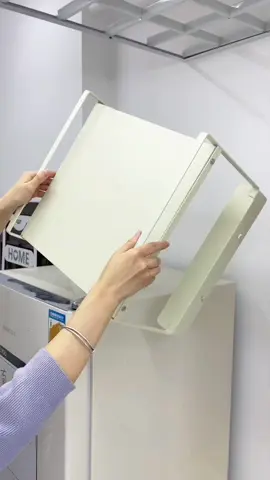 The layered rack is placed on top of the refrigerator to directly turn it into a two-layer space. The side rack can store bottles and cans #kitchenstorage #kitchenspaceutilization #refrigerator #refrigeratorstoragerack 