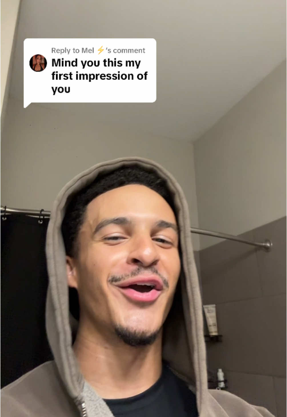 Replying to @Mel ⚡️ how about the second? 🧍🏽‍♂️