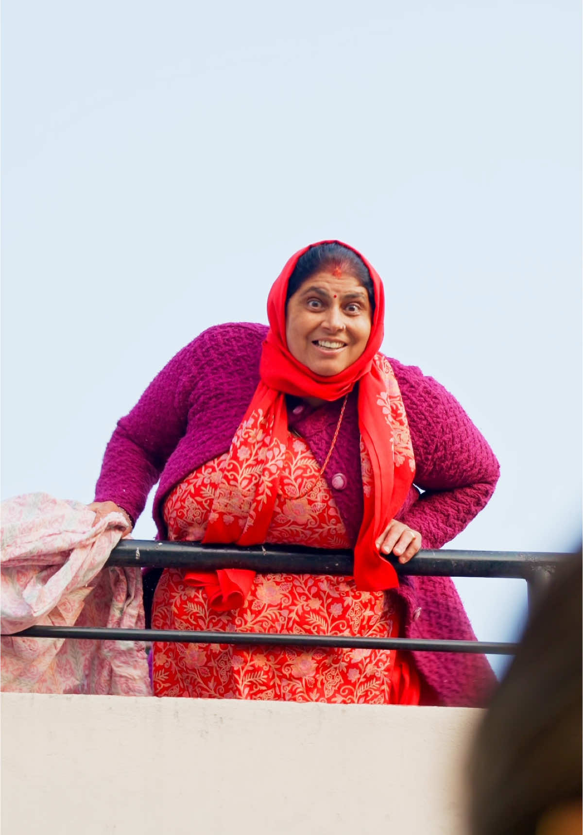 जाडोमा पनि सजिलै घुल्ने, दाग हटाउने, लुगा चम्किलोको साथमा बास्नादार बनाउने Godrej Fab Liquid Detergent पाएपछि अब पाउडर डिटर्जेन्टमा फर्कने त कुरै छैन! Bucket र washing machine दुवैका लागि उपयुक्त।  तपाईं पनि Godrej Fab Liquid Detergent try गर्नुहोस् र हामी  जस्तै भन्नुहोस्, 