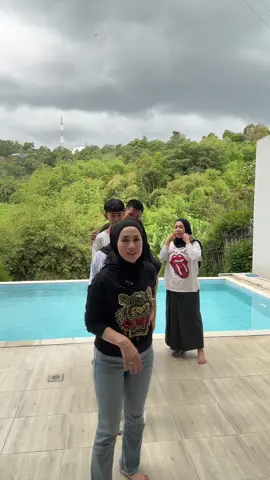 Pada ayam sayur semuaaa ternyata 😎 @FMY @Notyour.be @maurine @ayesha @apuuuy 