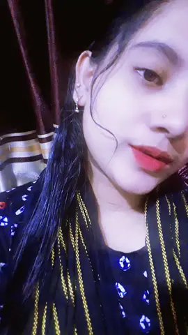 বুকেরি বা পাশে তোমার নামে জপি 😄😄