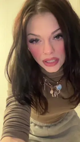 Next 2 mee @Alt8 #blueeyes💙 #fürdich #techno #fypシ゚ #trendingvideo #TechTok #foryou #girl #fyp #rave #newsong #viral_video #ravetok 