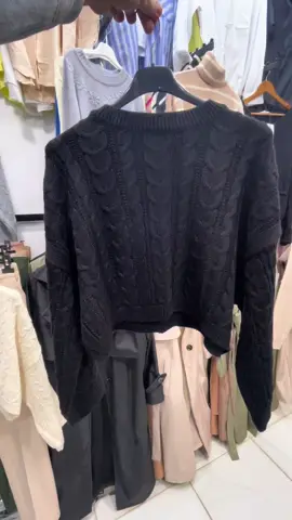 Pull nouveau modèle les couleurs disponible ❤️❤️#vetmmentfemme #outfit #tik_tok #explore #fashiontiktok #fyp #fypp #outfitdz #الشعب_الصيني_ماله_حل😂😂 #🇩🇿🇲🇦🇹🇳 