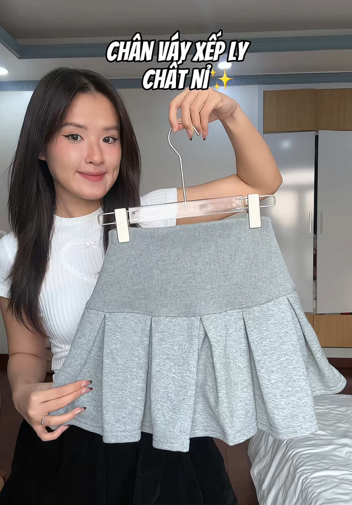 Em chân váy nỉ mấy bà phải thử, hack eo xĩu✨💕 #xuhuong #outfit #mixandmatch #chanvay #chanvayxeply 