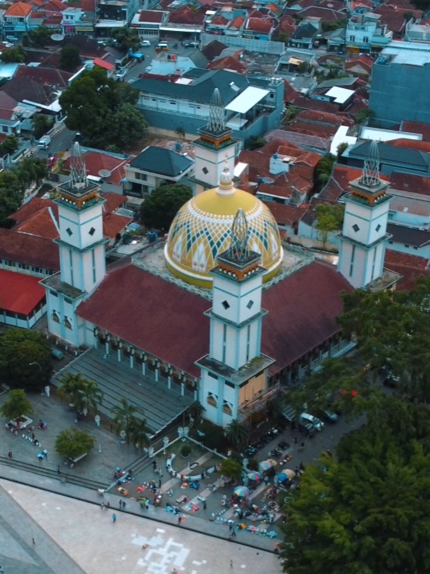 Besok udah 2025,semoga hal baik terus berdatangan #dji  #cinematic  #garut  #garutjawabarat  #garutpride🔥  #drone 