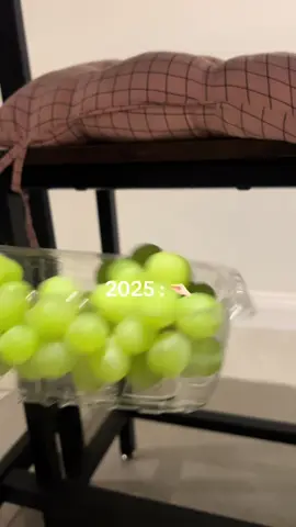 #2024 #2025 #grapes #under#the#table#fyp 🍇12 AM.? 
