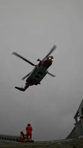 #ship #offshore #sea #tiktoksea #rescue #helicopter 
