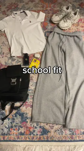 #траки #fit #style #outfit #outfit #fyp #frends #frends 