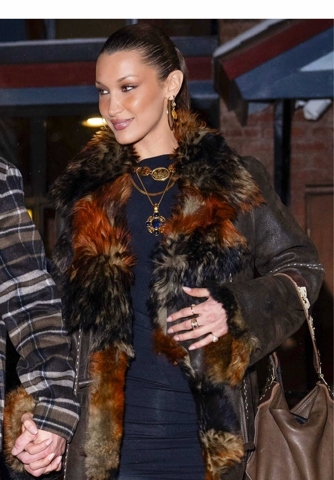 Bella Hadid and Adan Banuelos leaving Matsuhisa in Aspen. #bellahadid #foryoupage #foryou #fyp #fyp #trend #outfit #dress #blowthisup #makeup #nye #aspen #newyears #2025 #adanbanuelos 