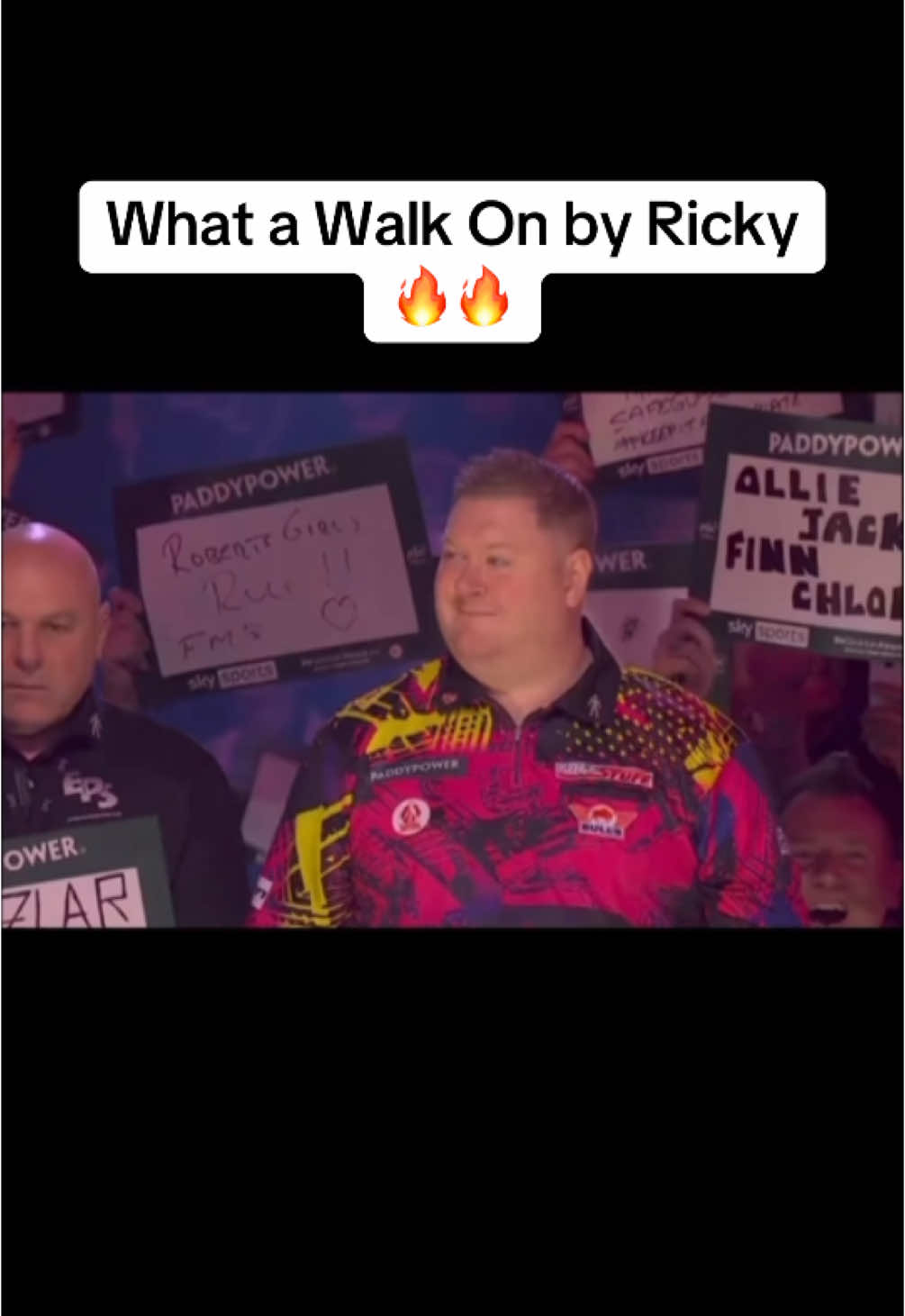 Posting all Walk Ons from the WC!!! #darts #dart #DartsWM #allypally #xmas #crowd #singing #fy #viral