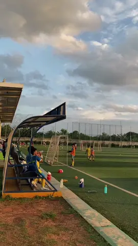 Selamat tinggal 2024, tahun yang penuh tantangan dan kejutan. Kami siap menyambut 2025 dengan semangat baru dan harapan yang lebih besar untuk SSB NZFA🤩💪🏻⚽️🔥. #ssb #football #sepakbola #trending #anakbola #fyp #pssi #tangerang #viral