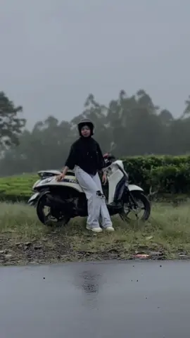 ujan dikit ga ngaruh😁😁 #capcut #f #fypシ #pangalenganbandung 