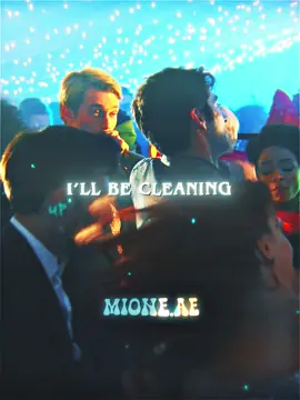 happy New Yearrrrrr #rwrb #rwrbmovie #redwhiteandroyalblue #fyp #nicholasgalitzine #princehenry #alexclaremontdiaz #taylorzakharperez #firstprince