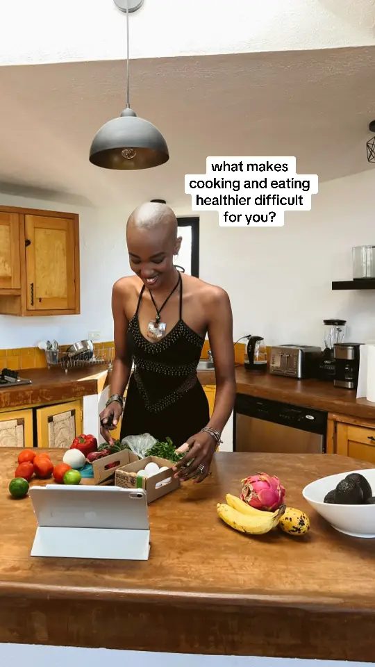 my 2025 resolution is to offer more tangible advice because I’ve spent this year learning and growing myself too. so I know, i know how hard it all is & I wanna help 🙏🏽 #fyp #healthyliving #healthyrecipes #easyhealthyrecipes #highprotein #highproteinrecipes #mindfuleating #mindfuleatingtips #cooking #cookingtips 