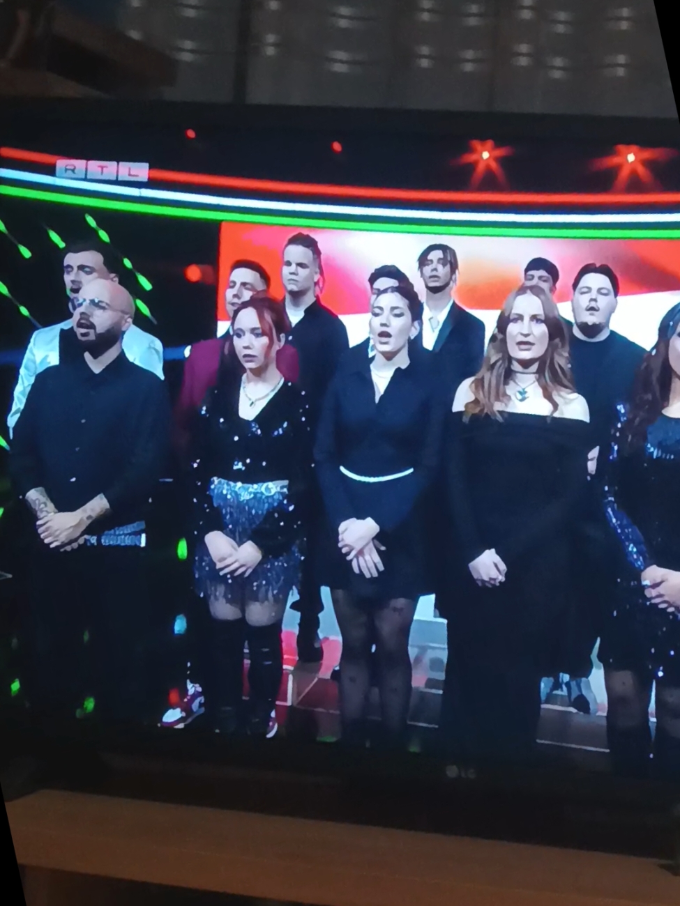 velük a legjobb kezdeni 2025-öt❤️‍🩹 @eberkoma @StinkyB🦿 @Sxulgavagyok @WimmR @Gergi @AW #eberkoma😍 #eberkoma #csakazeberkoma #eberkomathebest😻 #sxulga #stinkyb #aw #gergi #wimmr #xfaktor #viral #fyp #fy 