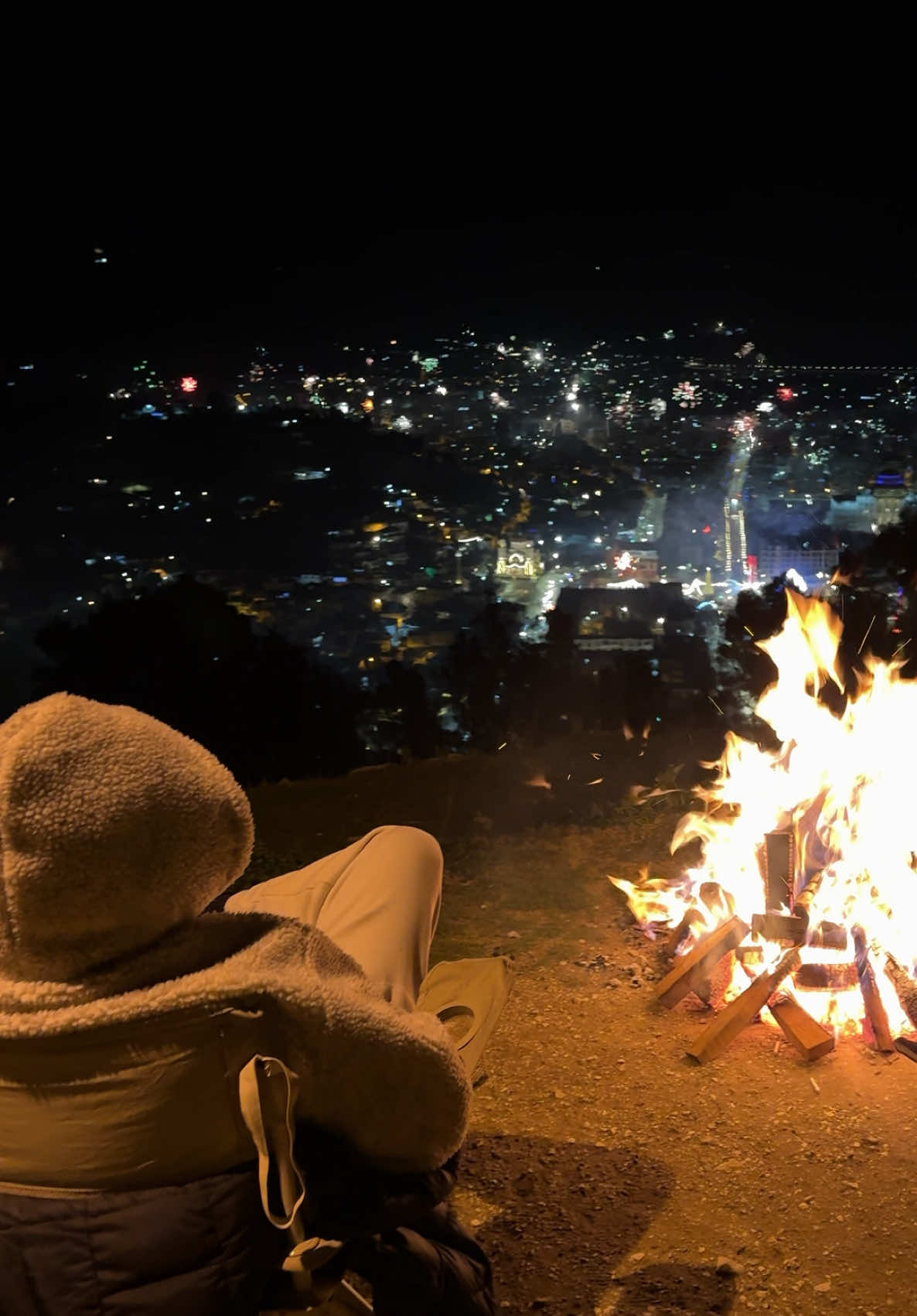 #2025 #🥂 #albania🇦🇱 #castel #berati #shqiptaretneperbote🇦🇱🌍 #shqiperia #fyp #tyf #virale #albania #berati🇦🇱 #albaniantiktok #kalajaberatit 