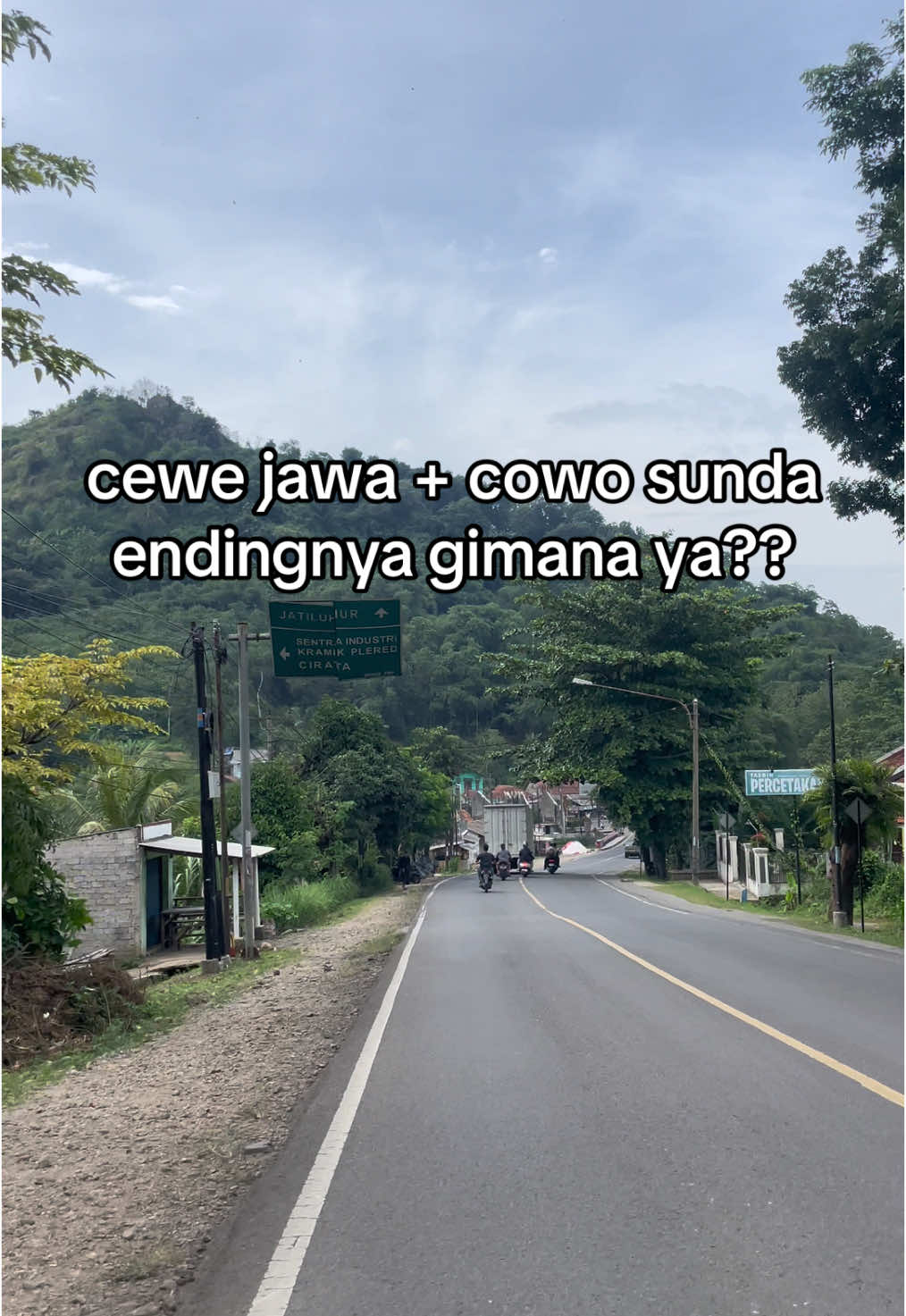 Katanya cewe jawa gabole ya sama cowo sunda #fyp  #jawa #sunda #jawasunda #jodoh #fypシ #viral #purwakarta #cirata #jatiluhur #adatjawa #adatsunda 