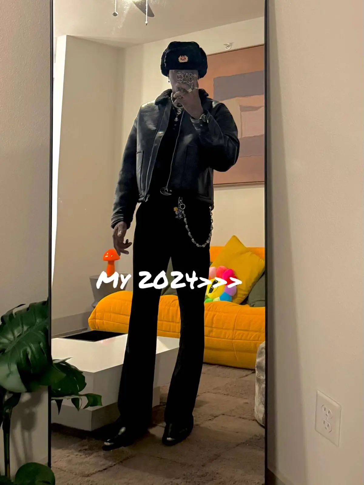 Em 2024, recomecei minha vida de várias maneiras. Revivi minha marca de roupas, comprei meu carro novamente, e, apesar de ter perdido alguns amigos pelo caminho, tudo valeu a pena. Conquistei um novo apartamento com uma vista incrível, um novo emprego em uma ótima posição, e sou profundamente grato a Deus por tudo isso. Além disso, comecei a cuidar mais de mim e a frequentar a academia. Não tenho muito do que reclamar foi um ano de grandes conquistas e recomeços. In 2024, I restarted my life in many ways. I revived my clothing brand, bought my car again, and although I lost a few friends along the way, it was all worth it. I got a new apartment with an amazing view, a new job in a great position, and I’m truly grateful to God for everything. Also, I started taking better care of myself and going to the gym. I don’t have much to complain about it’s been a year of great achievements and new beginnings. #angola🇦🇴portugal🇵🇹brasil🇧🇷 #motivation #gymmotivation #workout #workout #workout #Lifestyle #usa🇺🇸 #explor 