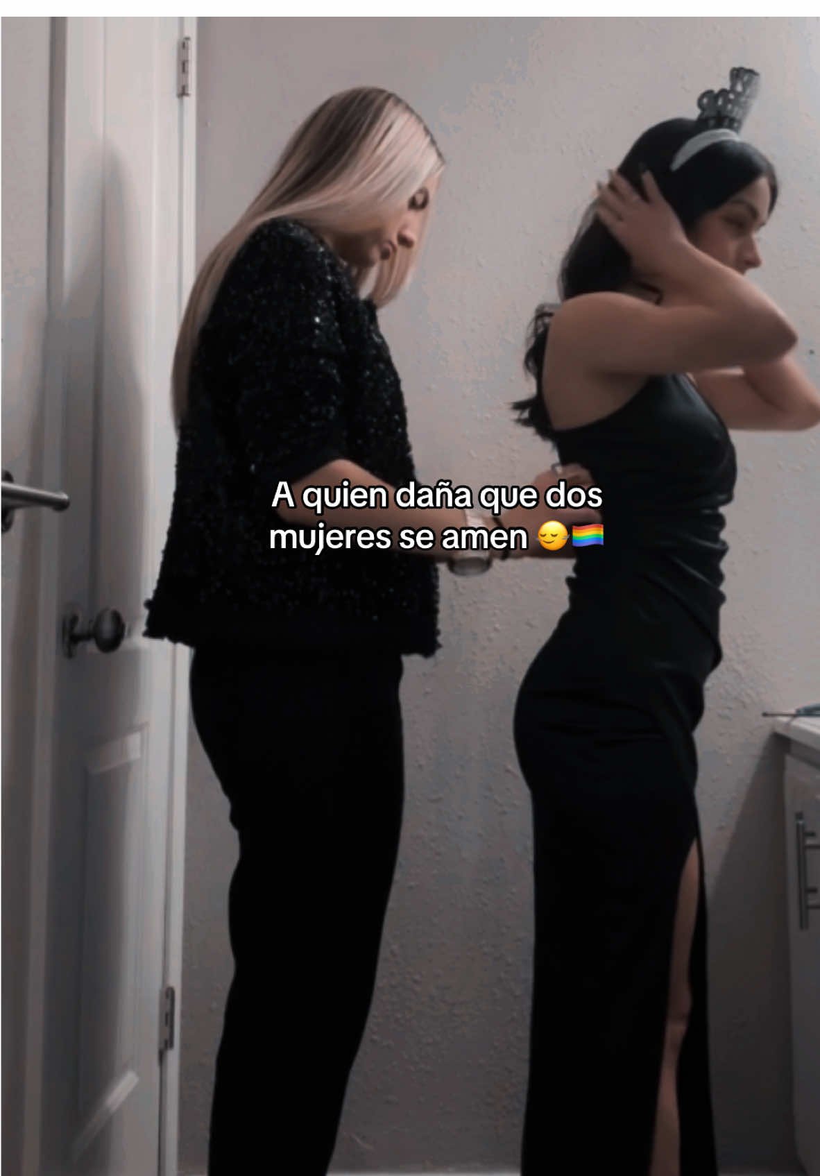 #lesbiancouple #🏳️‍🌈lgbt🏳️‍🌈 #fypシ゚viral #fyp #🏳️‍🌈 #lesbiancouple #lgbt🌈 #2025 #paratii #