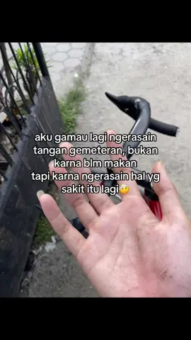 hm #joke #qoutes #fotolive #xybca #fyp #bismillahfyp #foryou #moots? #4u #fypシ #fypp #bismillahfyp #gamon 