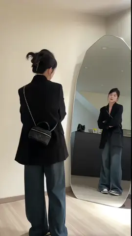 Áo blazer nhẹ nhàng phối gì cũng hợp #aoblazernuhanquoc #aovestnu #thoitrangnu 