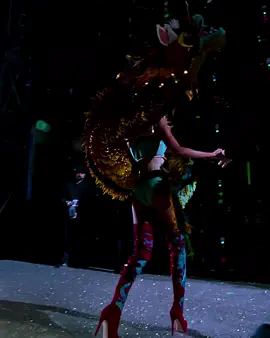 Happy new yearr🎊#fyp #xuhuong #elsahosk #victoriasecretfashionshow #victoriassecret #models #Runway 