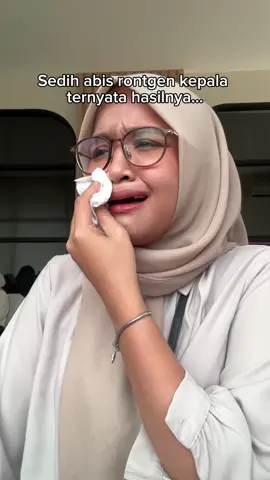 Isinya produk favorite semua jadi bawaanya belanja mulu 😖😭  #kontenviral #kontenhiburan #kontenlucu #kontenngakak #videoviral #kontenviral #videotiktok #lucu #ngakakkocak #viral #neweleora #fyp #fypシ #foryou #skincareviral #foryoupage #karyawanlife #officelife #pov #humorkantor  