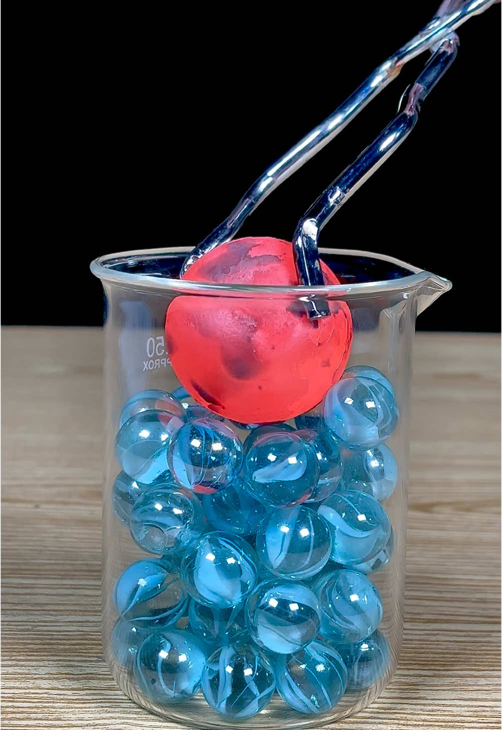Breaking Marbles With 1000℃ Red Hot Metal Ball 😱#rhcb #satsifying #experiment #asmr #asmrsounds #oddlysatisfying #foryoupagе #usatiktok #uktiktok #fyp 