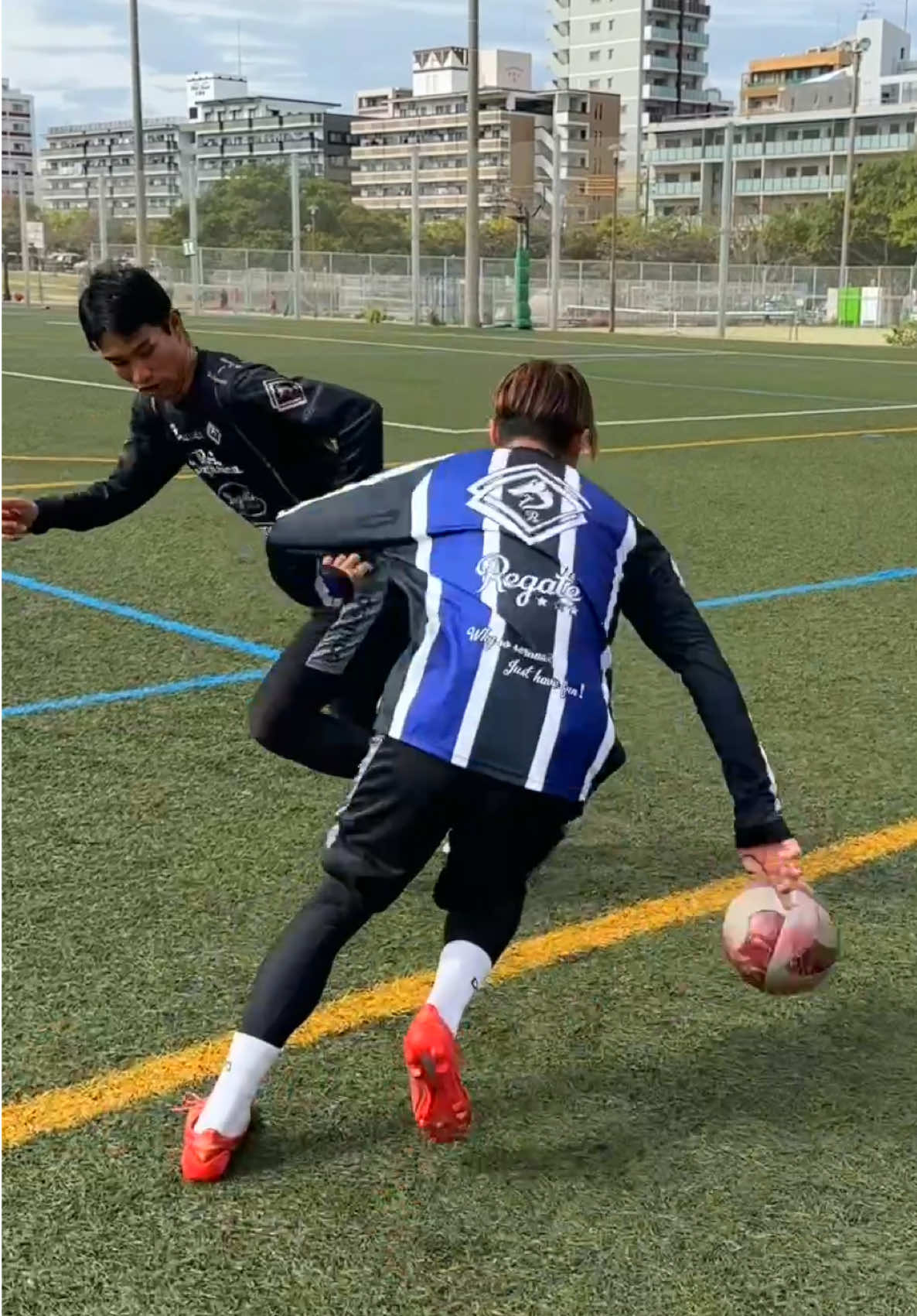 【CRAZY SKILL】~Fly high~ #regate_yuto#regate#Soccer#football#skill #レガテドリブル塾 #REGATEドリブル塾 #ドリブル塾 #reels