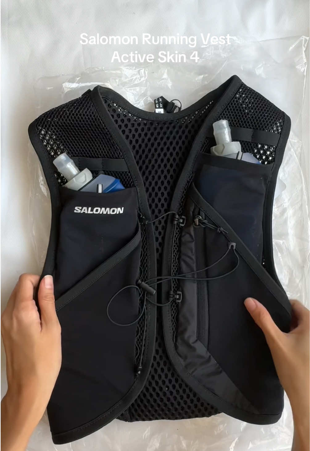 Unboxing Salomon Running Vest Active Skin 4 #ActiveSkin4 #RunningVest #Salomon #SalomonRunning #HydrationVest #HydrationBag 