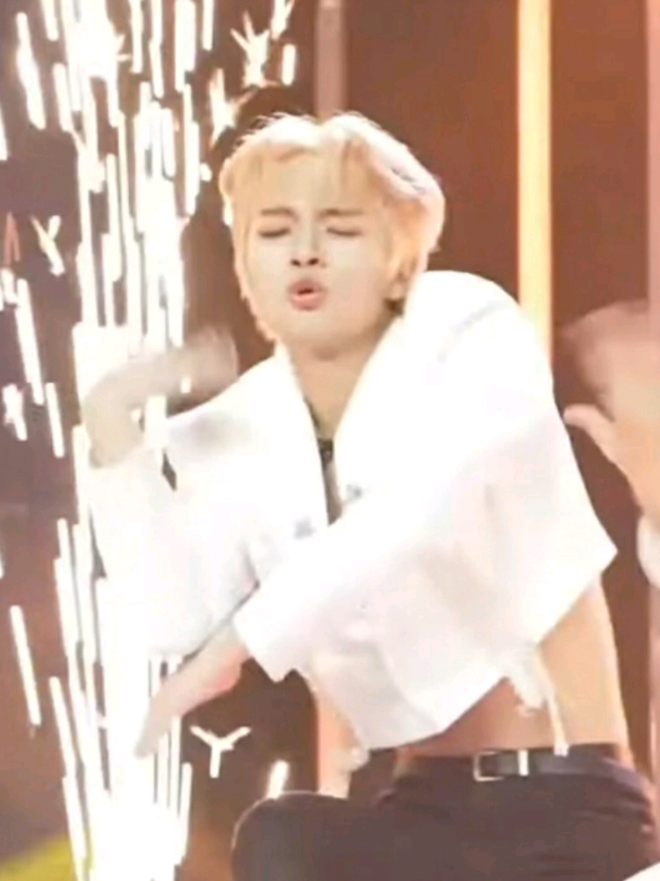 My fav stage in starlight boys Thunderous-straykids (dance position)  @starlightboys #starlightboys  #스타라이트보이즈 #星光闪耀的少年 #kingston黄昱翰 #kingston #kingstonwong #iqiyi #kingstonstarlightboys  #kingstonwongstarlightboys #kingstonwongstarlight #daesung #StarlightBoys #thunderous #straykids #thunderousstraykids #straykidsthunderous #bigbangdaesung #소리꾼 #dance #kpop #kpopidol #trainee #kpoptrainee #survivalshow #kpopsurvivalshow #idolstage