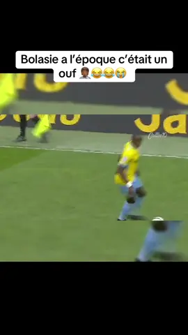😂😂 #bolasie#funny#music #footballtiktok #vivelefootball #viral_video 