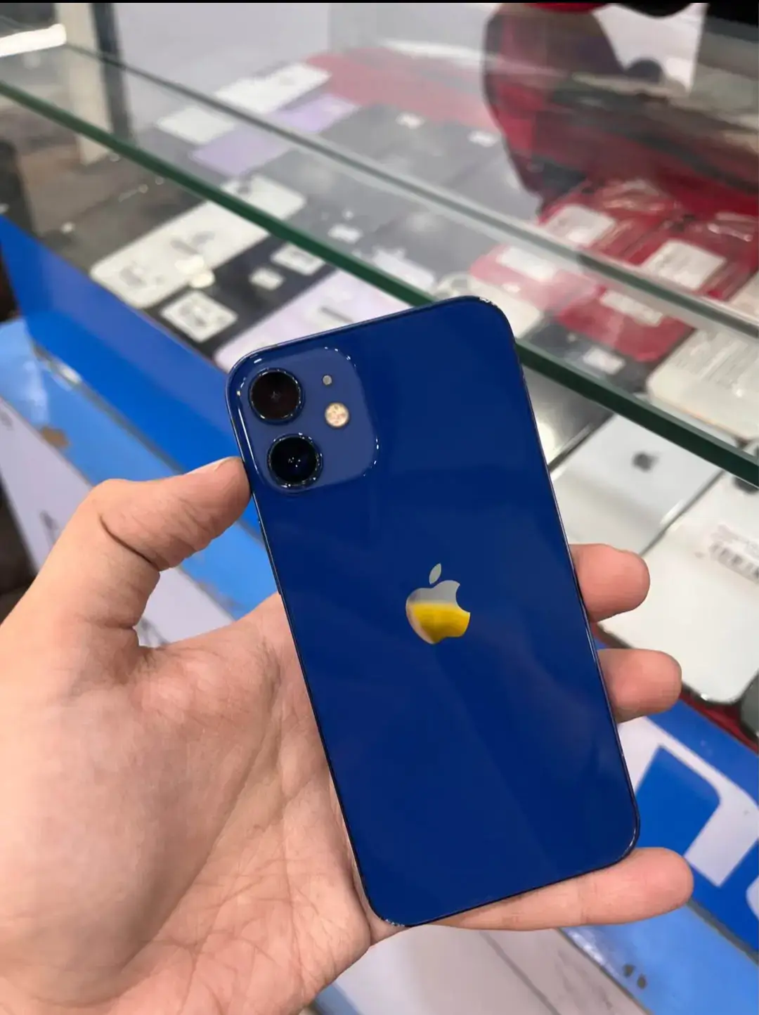 IPHONE 12 MINI PRICE 25k 256 GB WATER PACK 💦  BATTERY HEALTH 100% OFFICIAL PTA APPROVED BRAND 🆕  CONDITION 10/10 FULL 🎁  SEAL PACKED WITH COMPLETE ASSESRIES  NO ANY FAULT ALL OK SET700 12MONTH WARRANTY SET #applezone_  #unfreezemyacount #foryou #ForYouPage #foryoupage #tik #fyp #Viral #Video  #1millionaudition