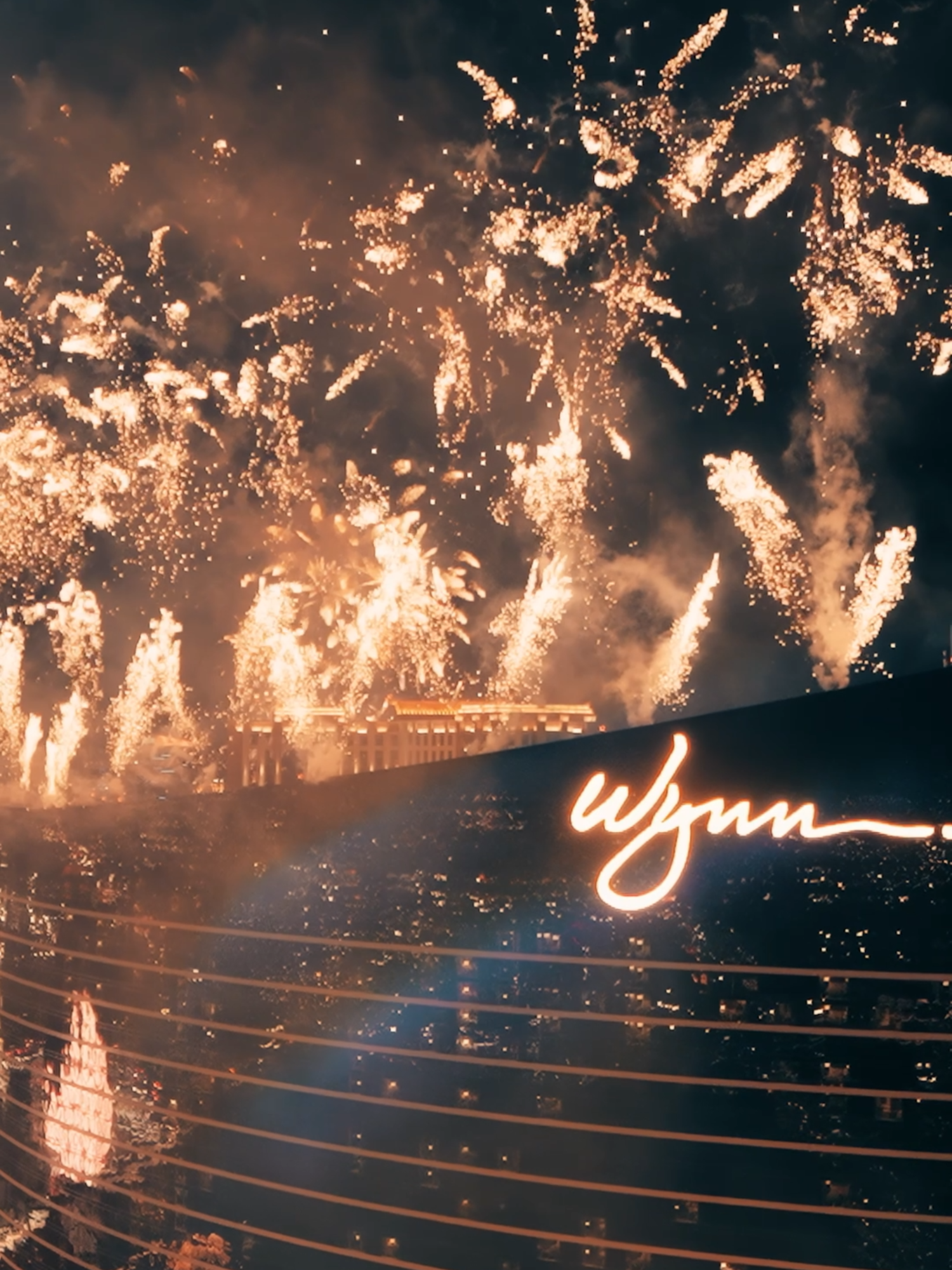 2024 was just the warm-up. 2025 is the main event. Happy New Year from Wynn and Encore Las Vegas. 🥂 #Wynn #WynnLasVegas #HappyNewYear #2025 #OnlyatWynn