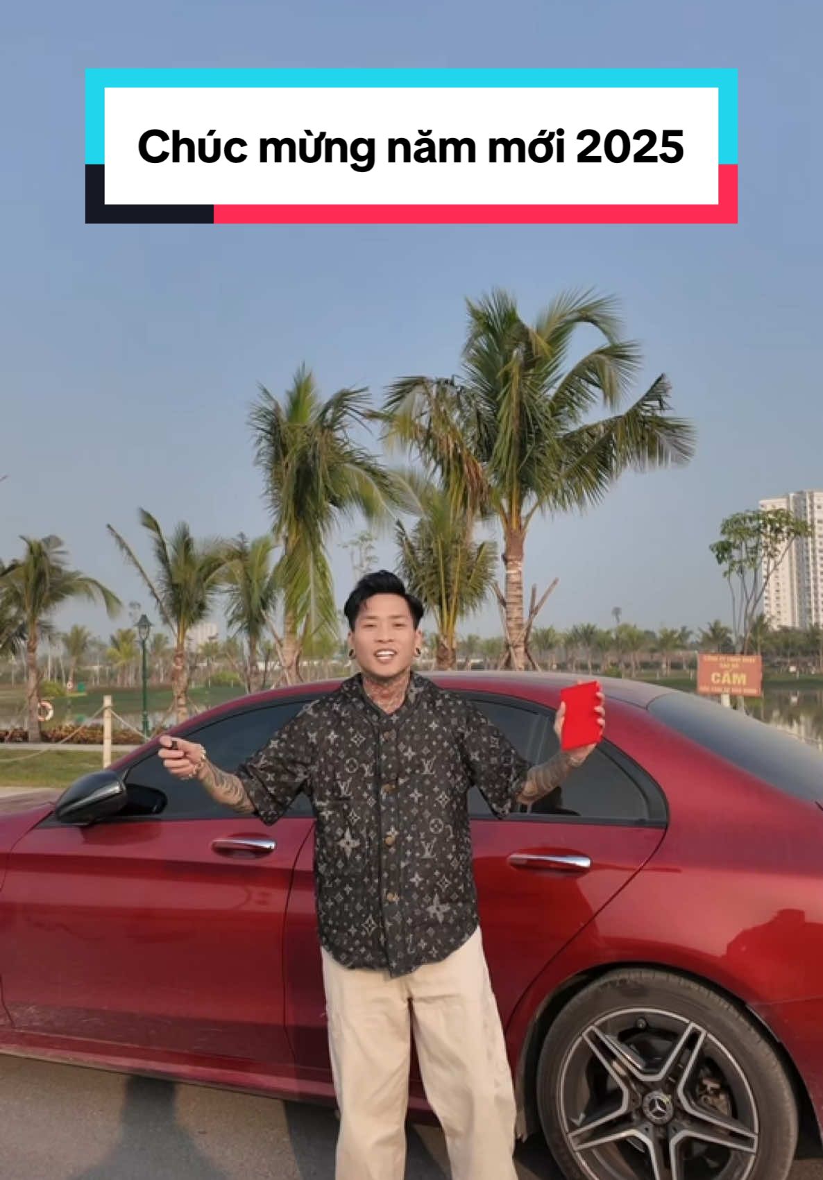 Bác quê An thượng đồng hương Hà tây với Cường keng 🫶🏻 Hữu duyên gặp bác đang quét dọn vệ sinh vất vả, Cường có món quà nhỏ biếu bác tạo niềm vui bất ngờ.. 🙏🏻 Con chúc bác sức khoẻ ạ ❤️ @Huế Chibii @Cường Keng Đời Thường #cuongkeng #xuhuongtiktok 