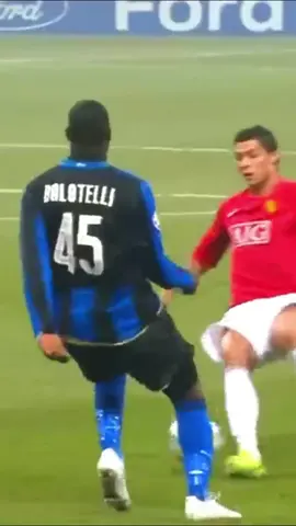 Ronaldo vs Batonelli 2008 #ronaldo #cr7 #editsfutboll #edits #football #Soccer #fyp #foryou #foryoupage #goat #ronnie #editsfutbol #2008 #fights