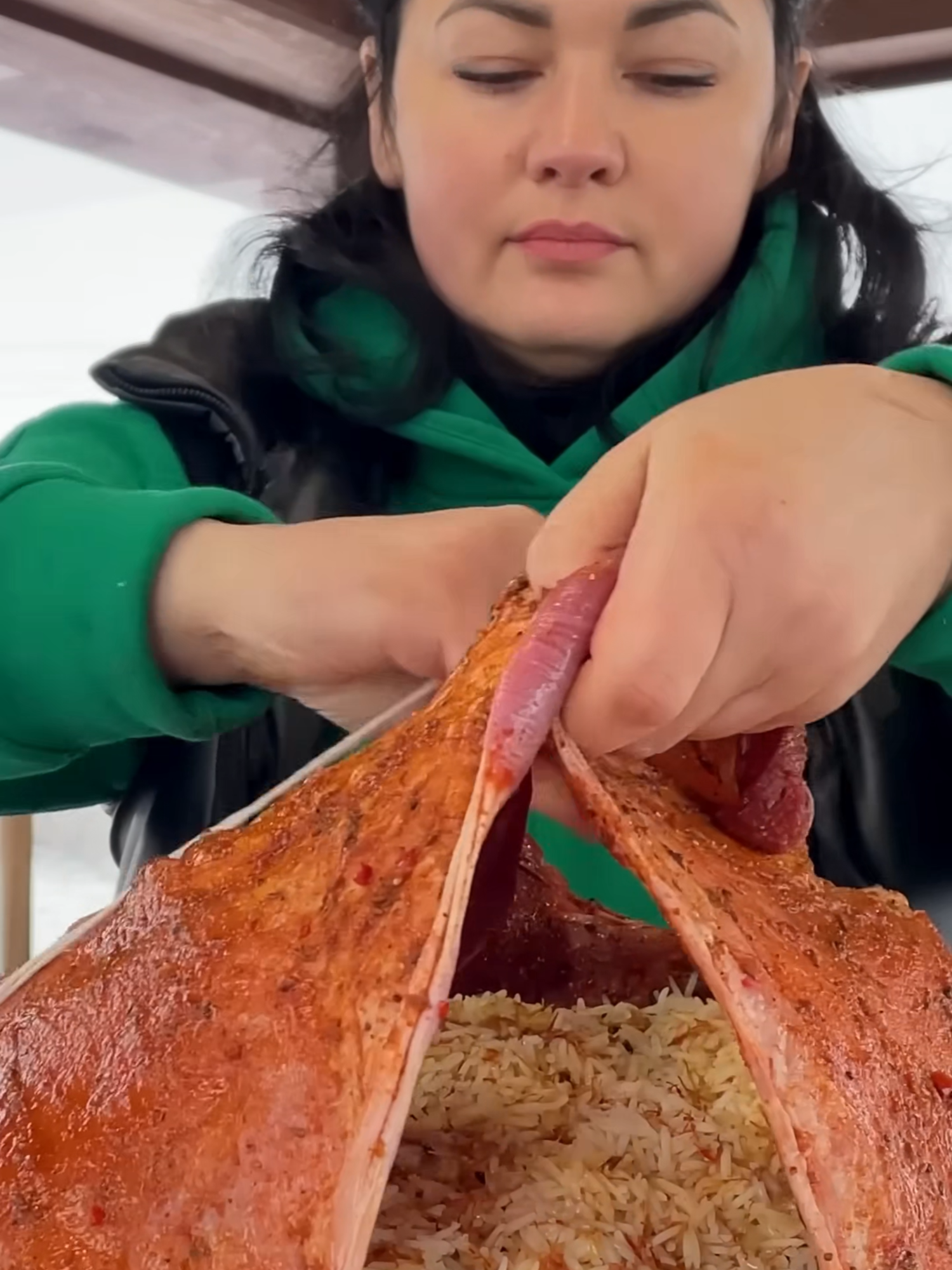 15kg of Unreal Pilaf stuffed inside a whole oven-roasted lamb#cooking #asmr #garden #food #lamb