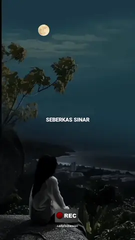 kalo denger lagu ini kalian ingat siapa ?? #nikeardilla #nike_ardilla_fanbase #fyp 