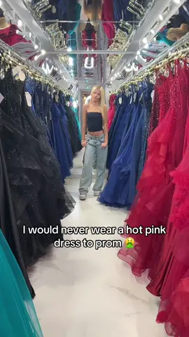 Would you wear hot pink🩷 ✅WE HAVE THE BIGGEST CHOICE IN THE UK - Up to 27 different colours Over 3500 styles, for all sizes (UK0 - 32), tastes & budgets #dressheaven #redcarpetready #promdress #prom2025 