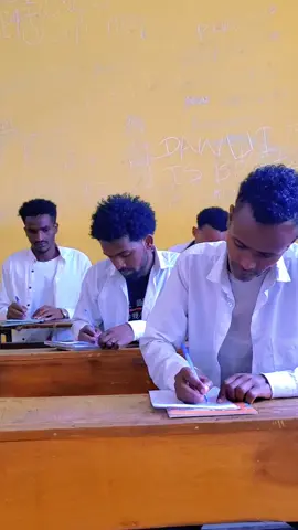 12th Senior 2017 #schoollife  #oromotiktok  #ethiopian_tik_tok🇪🇹🇪🇹🇪🇹🇪🇹 @ዮሐና🥰🥰 @OSCAR🍃 @@Abdii bk @@Abdii bk @@Abdii bk 