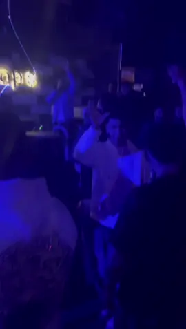 الحمدلله حفلات  ‏رأس السنة مدينه نصر   كافيه اوبس كل سنه وأنتم طيبين اخوتي وحبيبي سنه سعيده علينا وعلي كل الناس يارب                         احمد نيفا 🎤🎤