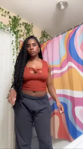 NVA Q - Moves 🕺💃🪩 🚨OUT NOW On All Streaming Platforms🚨 LINK IN BIO📲 #dancechallenge  Special shout out to @kamdevangenee  For the amazing “Moves”💃 #nva #unsignedartist #undergroundartist #va #dmv #703 #atl #la #ny #miami #999 #tiktok #dance #fypシ #dancechallenge 