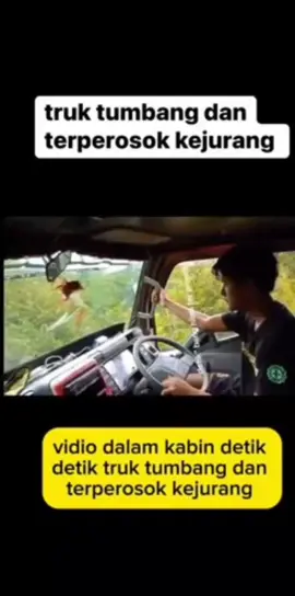 detik.detik truk tumbang #fypシ゚ #sorotan #drivermuda #fypシ゚viral🖤tiktok #sorotandunia #truk_oleng 
