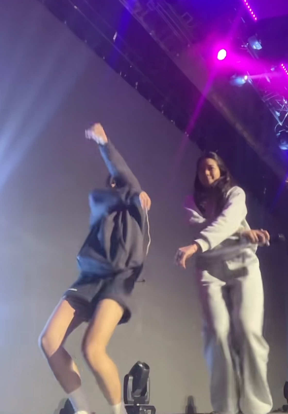 Bebe Sheena and Ate Aiah’s budots entry. Hahhahaha #BINI #BINISheena #BINIAiah 