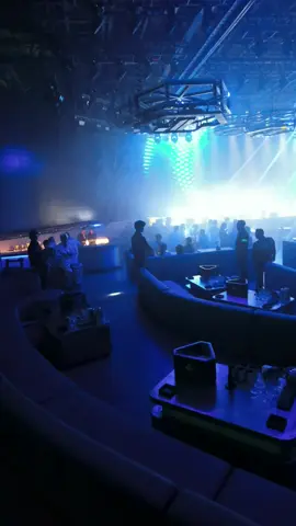 #快乐 #蹦迪 #大学生 #帅哥 #美女 #马来西亚 #吉隆坡 #喝酒 #club #new #学生 #夜生活 #自由 #开心 #氛围感 #男人 #女人 #happy #happylife #happyathome #kualalumpur #malaysia #Quillcitymall #SpacePlus 
