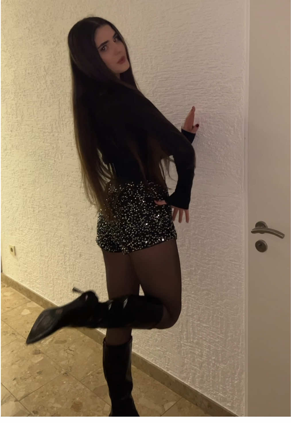 Obsessed with this Outfit🫶🏼 this is the last one i promise #newyearseve #nye #nyeoutfit #OOTD #fyp 