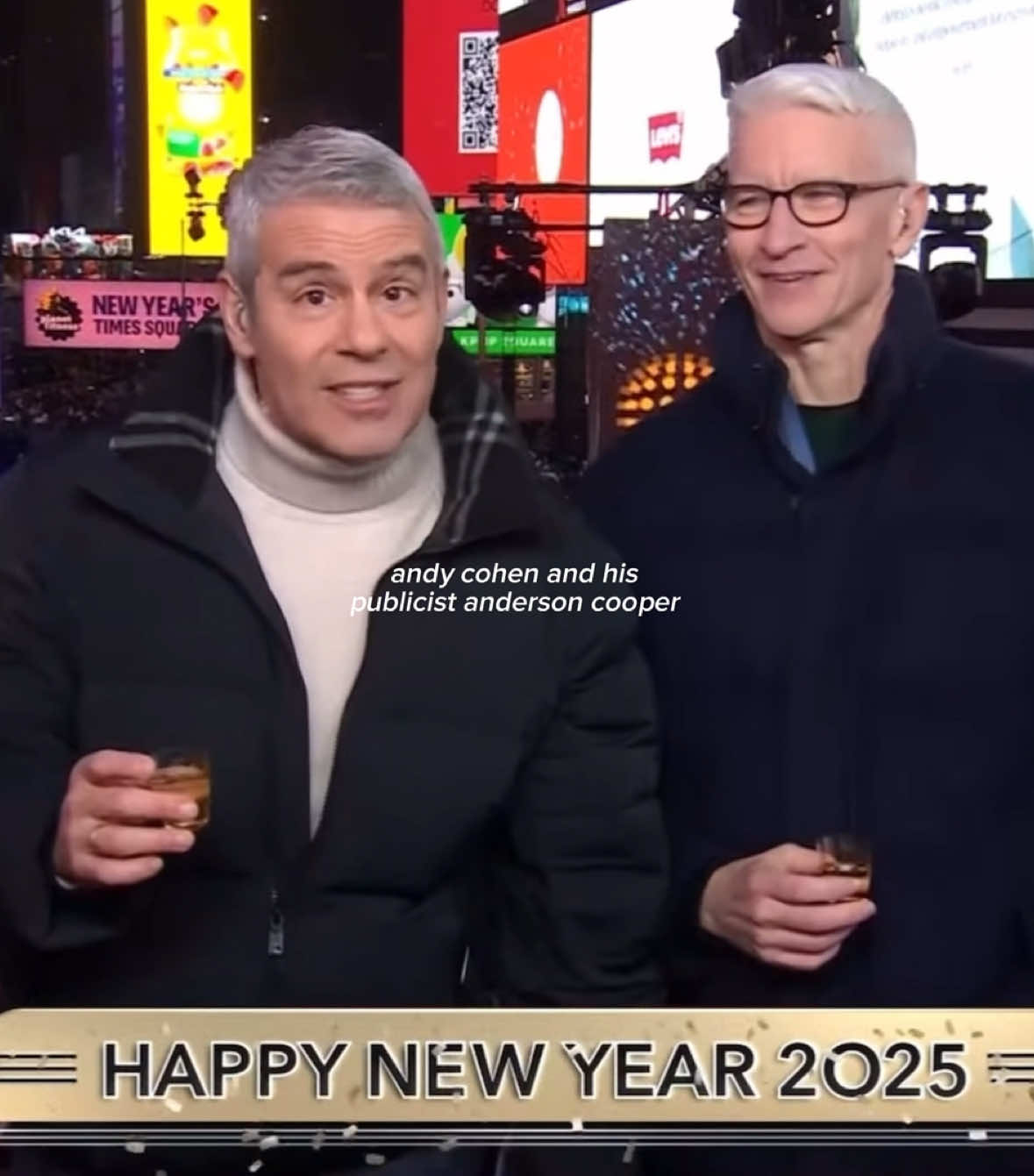 not anderson trying to continuously change the topic 😂 #andersoncooper #andycohen #newyearseve #newyears #2025 #newyorker #nyc #cnn #ericadams #fyp #brat 
